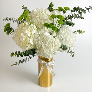 arreglo floral con hortensias bogota
